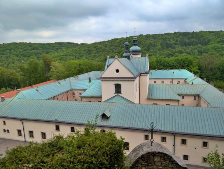 Klasztor Karmelitów Bosych w Czernej